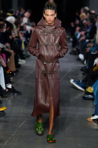 Look 41